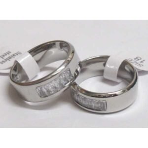 Bague acier fente zircon